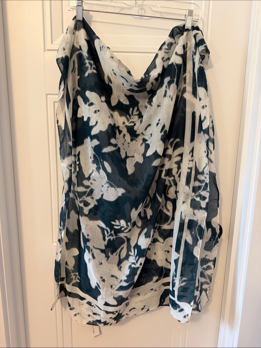 Ann Taylor Teal and Cream Floral Wrap Scarf